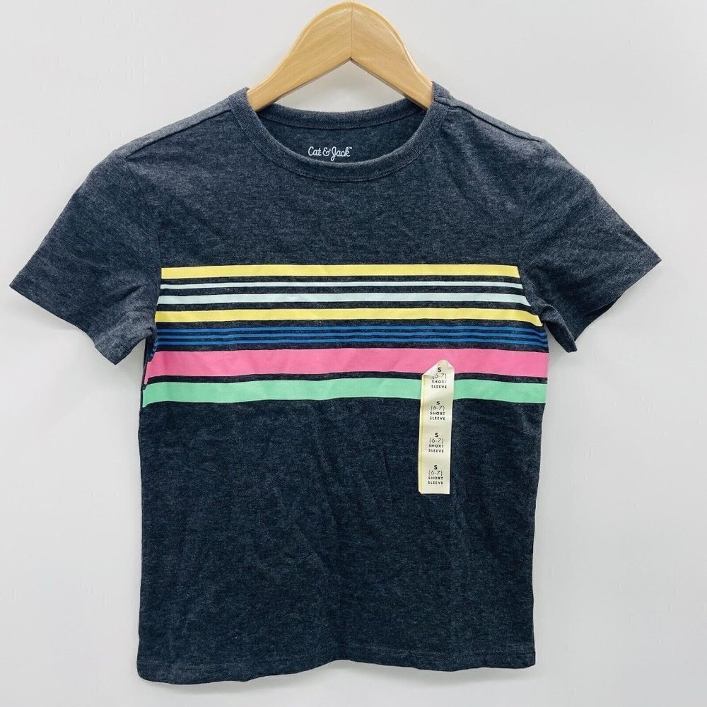 Cat & Jack Boys‎ Small 6/7 Short Sleeve Rainbow Chest Striped T-Shirt Gray 2004